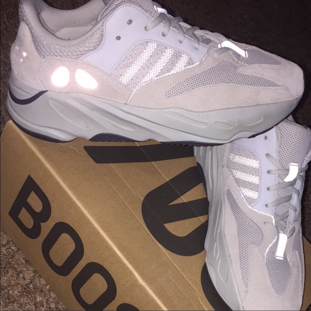 Yeezy 700 Salt